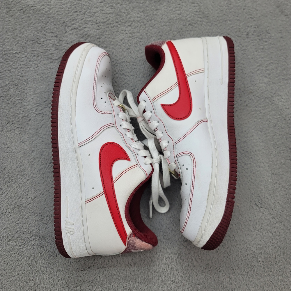 Nike Kids White and Red Air Sneakers. No Original Box